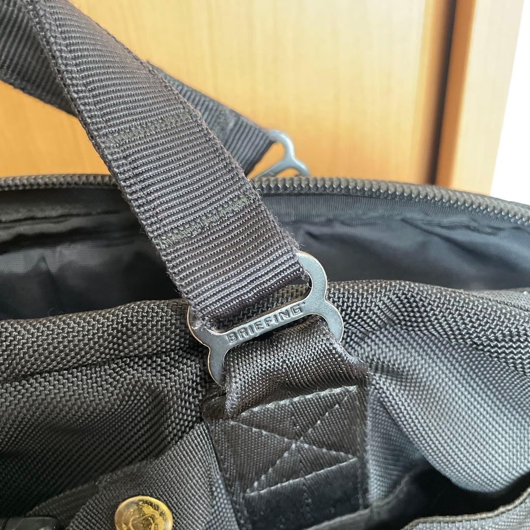 BRIEFING NEO B4 LINER Black Business Nylon Messenger Bag, 29x43x9.5cm, Used