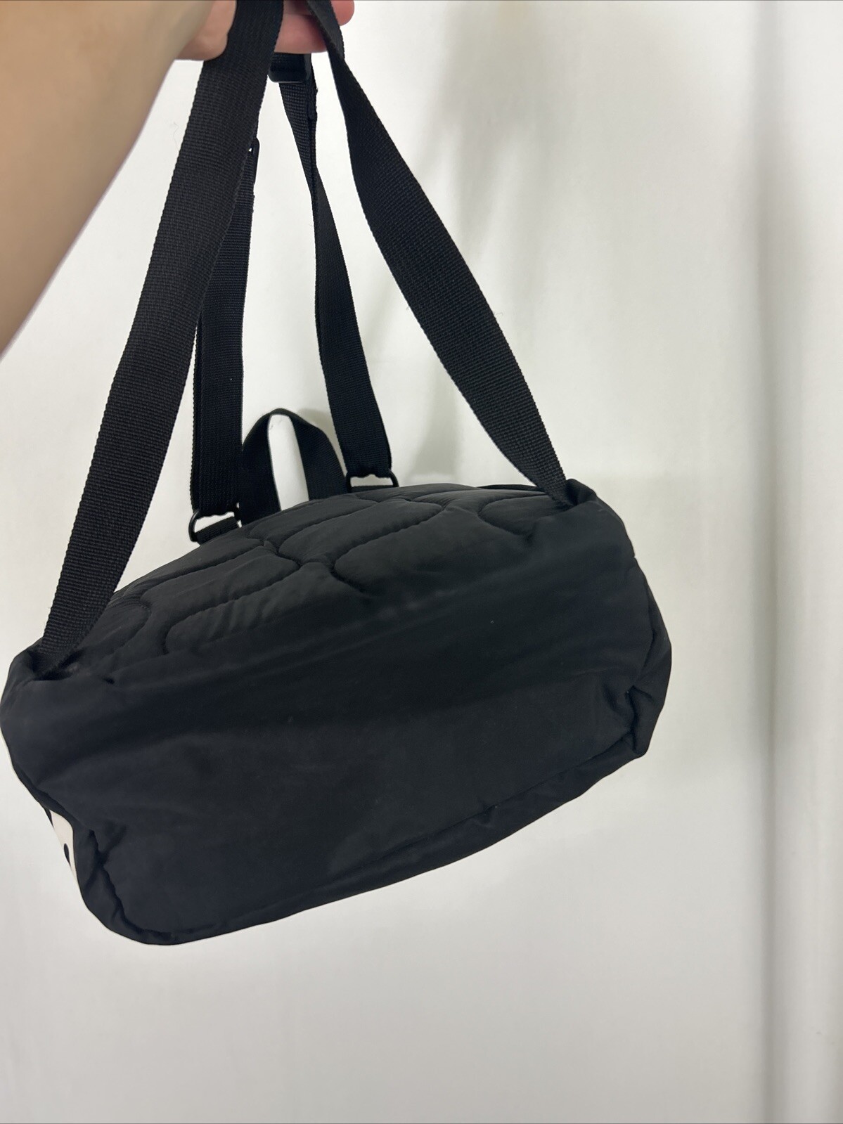 ADIDAS Unisex Linear MINI Backpack Black White 9.5″H x 10″L x 3″W GOLD ZIP