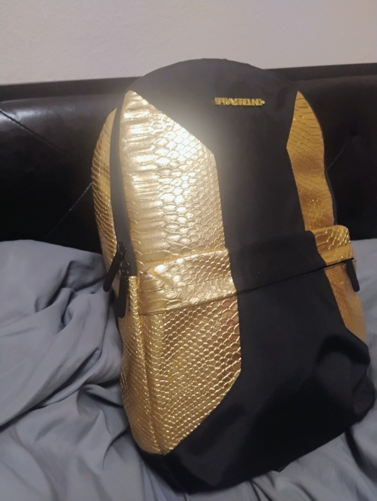 Sprayground backpack black gold snakeskin pattern deadstock tokyo Streetwear