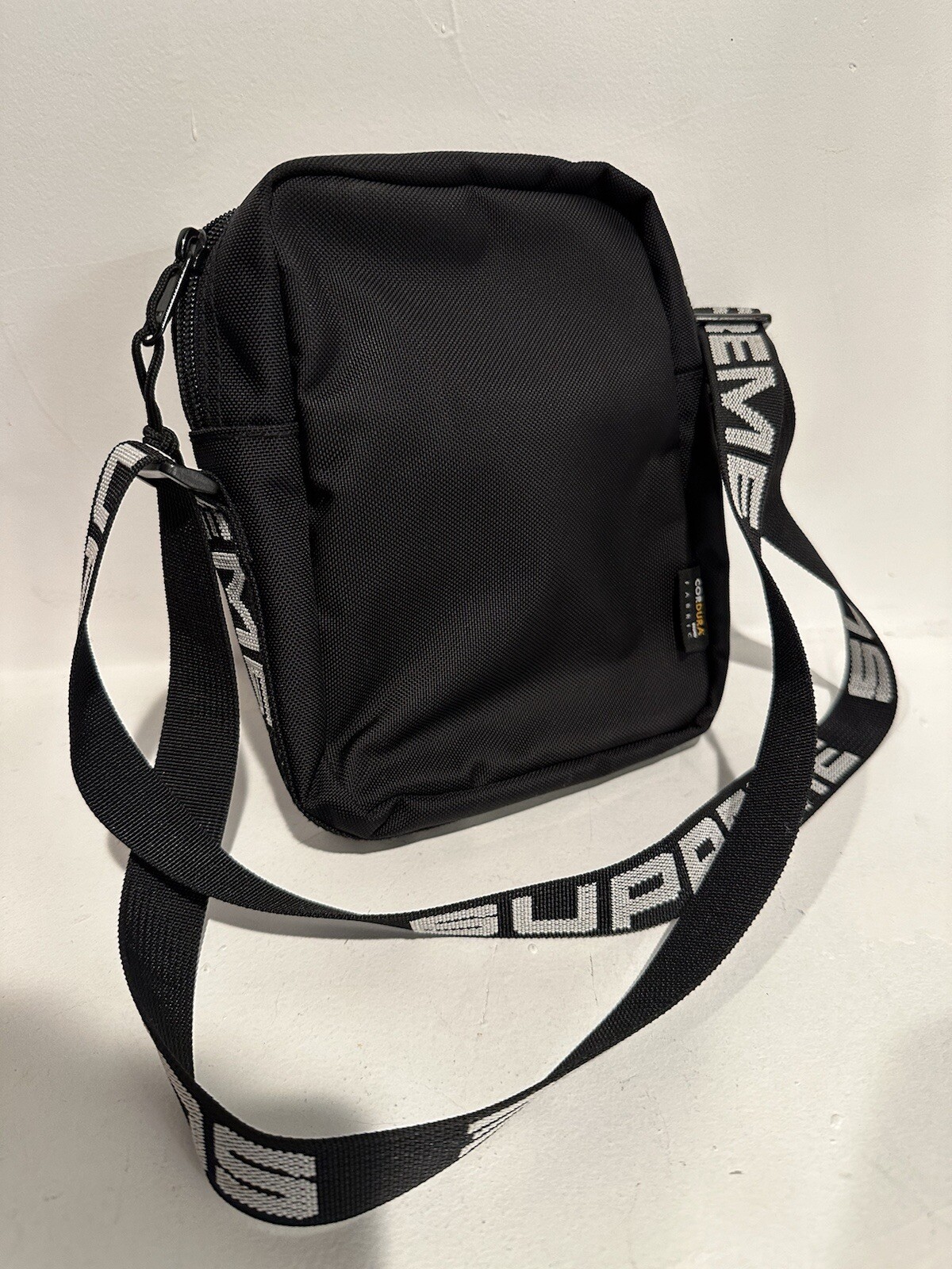Supreme SS18 Shoulder Bag – Black