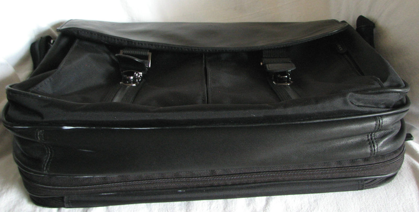 LODIS Men’s Black Leather & Nylon Laptop Briefbag Messenger Commuter Bag-NICE