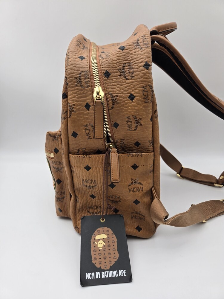 MCM X BAPE SHARK STARK BACK PACK (VISETOS)