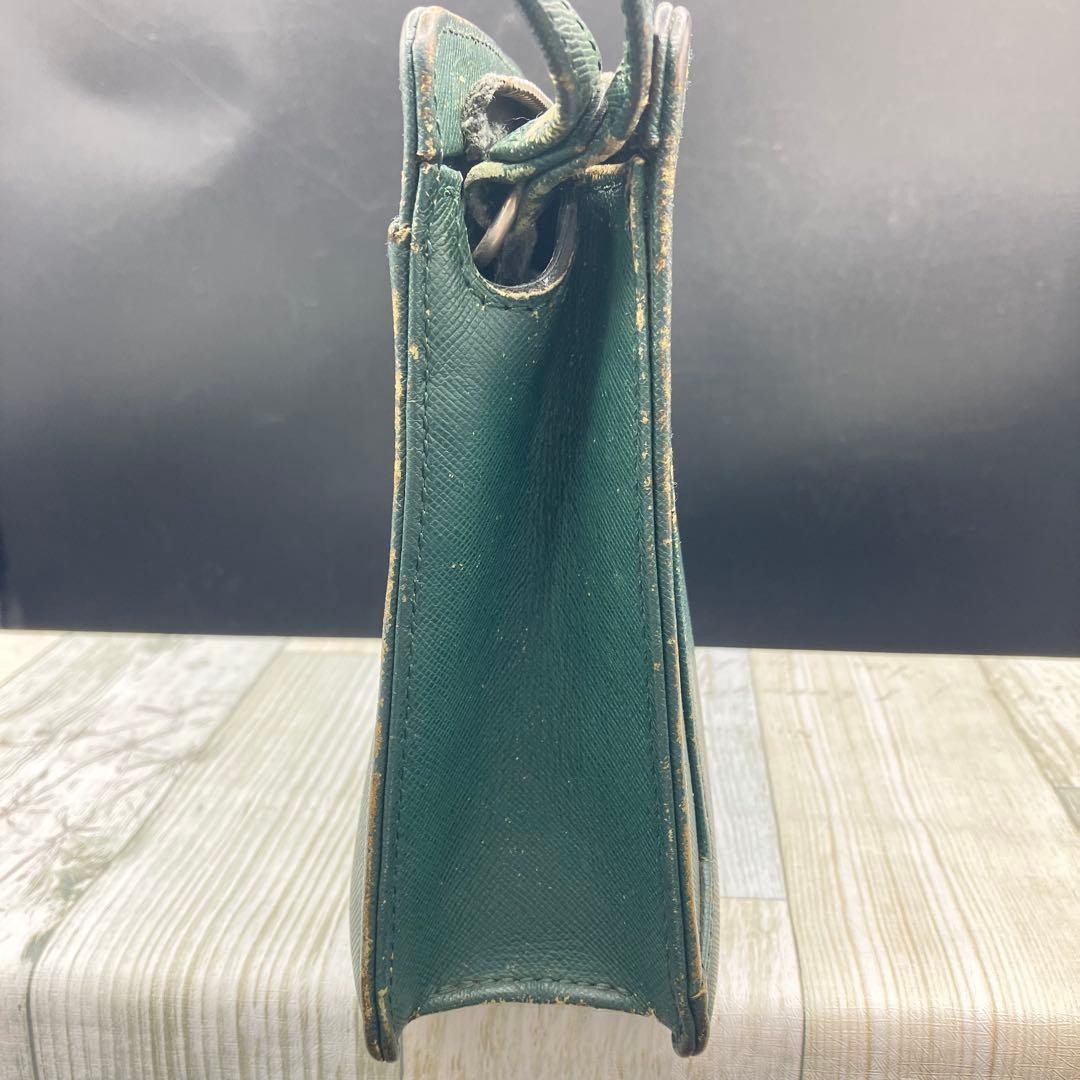 Authentic Burberry Leather Clutch Bag Green 25.7cm x 18cm x 6.5cm Damaged