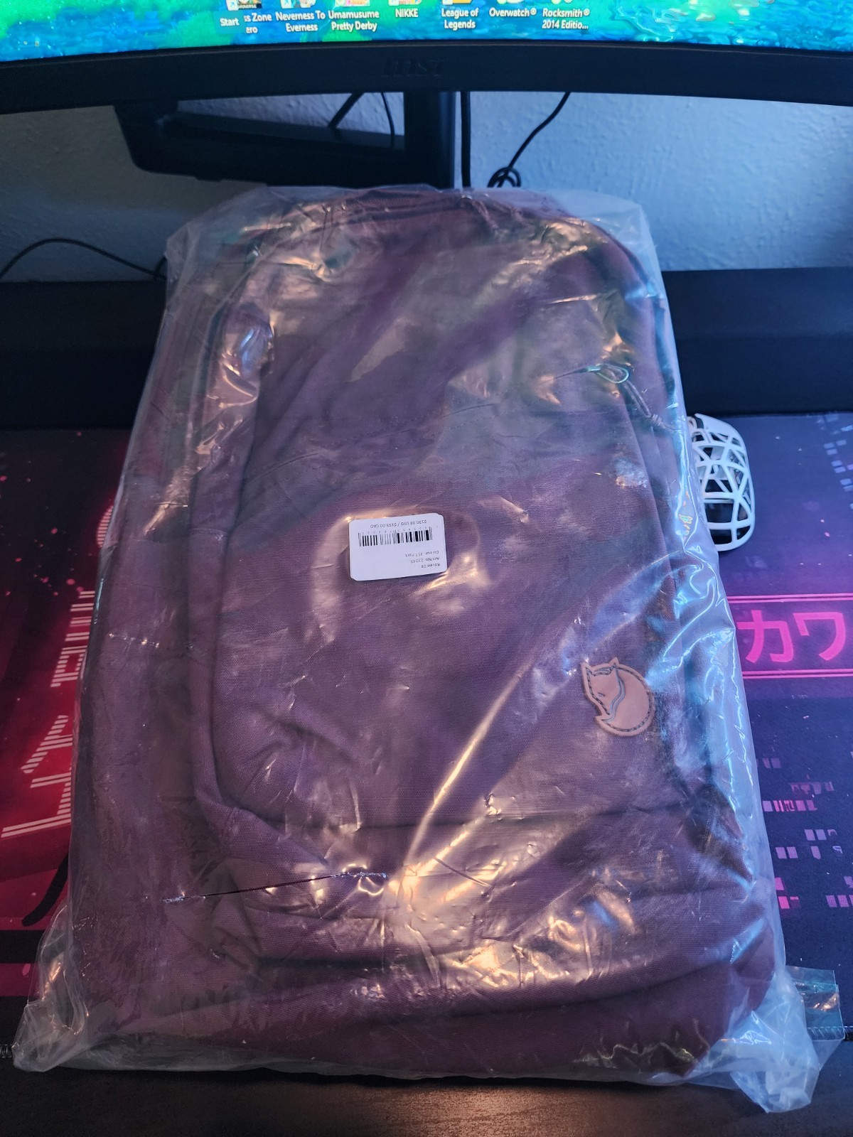 Fjallraven Raven 28L Black Backpack
