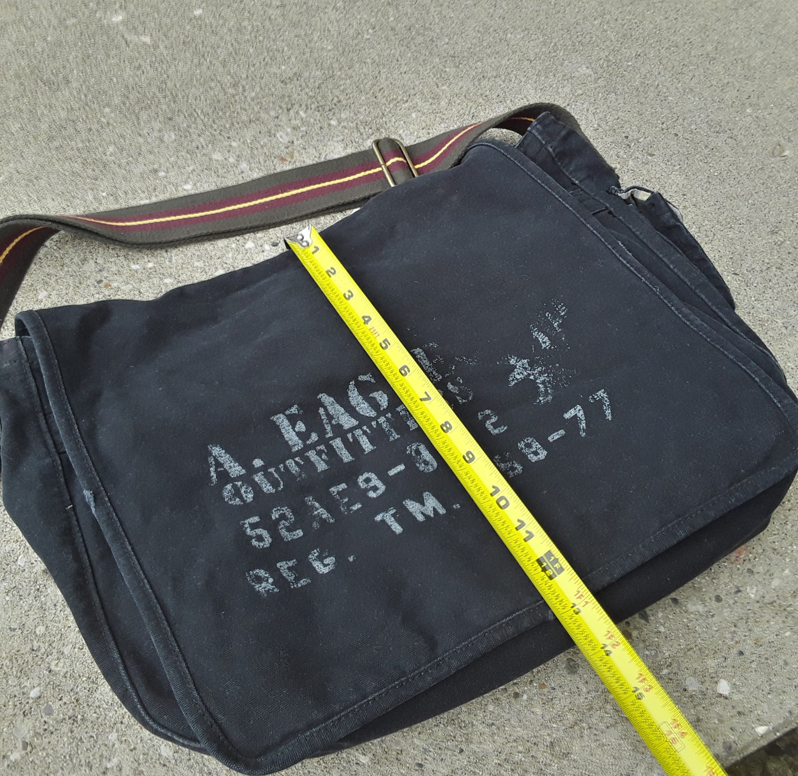 American Eagle Outfitters Y2K 90’s Canvas Messenger Bag Black Laptop Sleeve VTG
