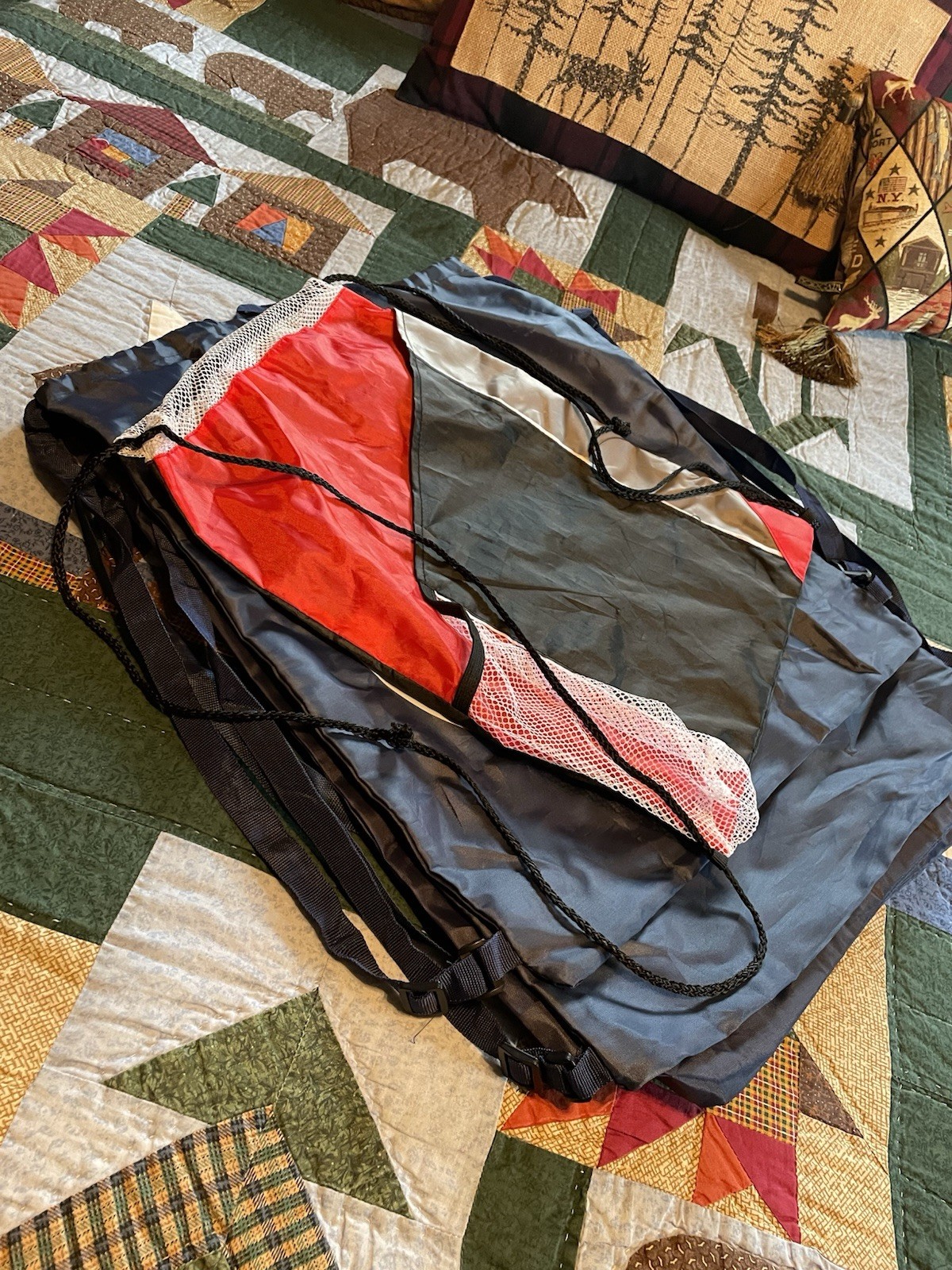 Skechers 4 Navy Blue & White Drawstring Nylon Cinch Bags 16″ x 20″ + Red/Black