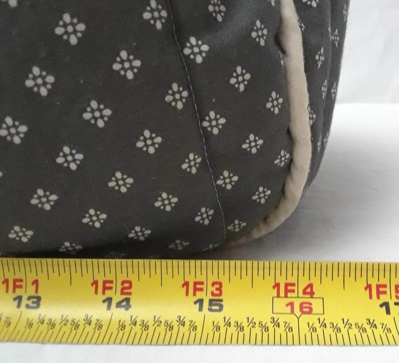 Gray Fabric Shoulder Tote Bag Quilted Double Straps Pockets Inside & Out