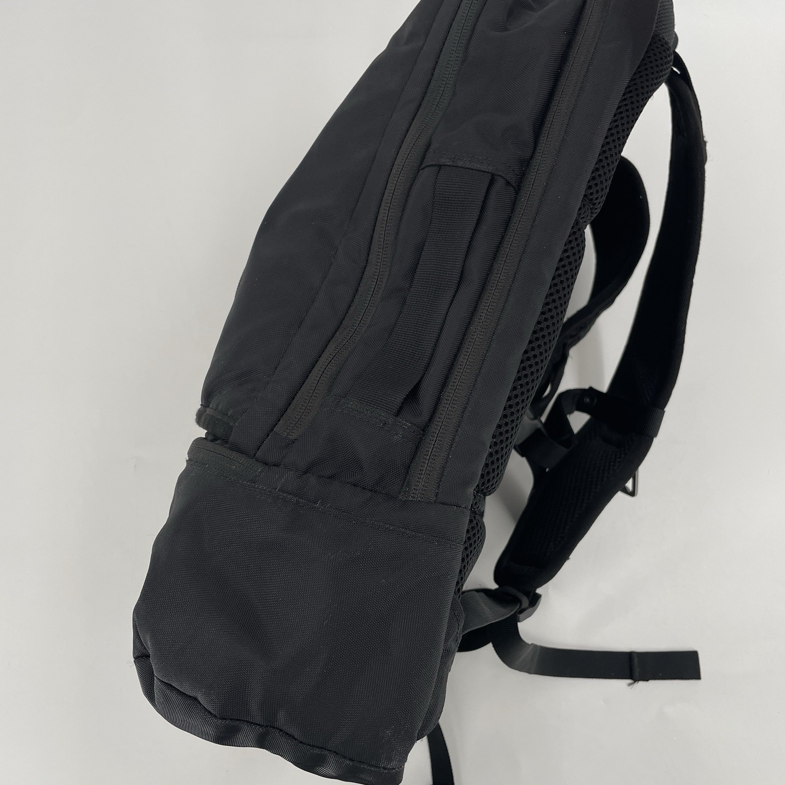 Timbuk2 Q Backpack in Black – Padded Laptop – School Work Travel Tech Sleeve