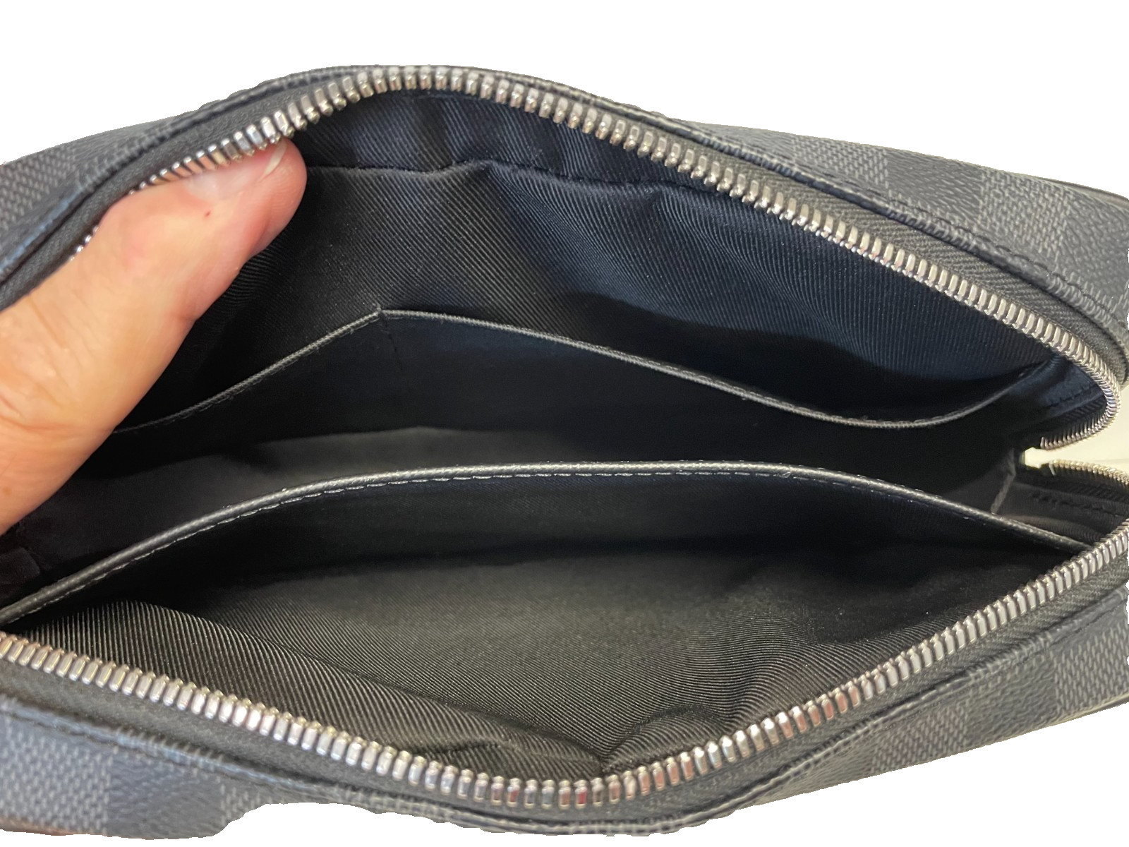 Authentic Louis Vuitton Pochette Kasai Clutch Damier Graphite Canvas Black W/BOX