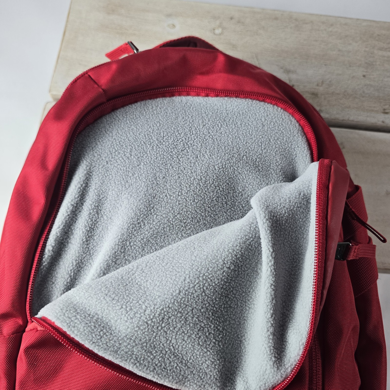 Under Armour Storm Hustle 4.0 Backpack BTS Travel Unisex Mens Red 26 L GUC