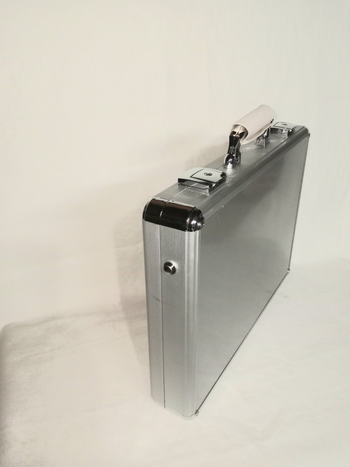 ATTACHE CASE 16 -1/2″ X 12-1/4″