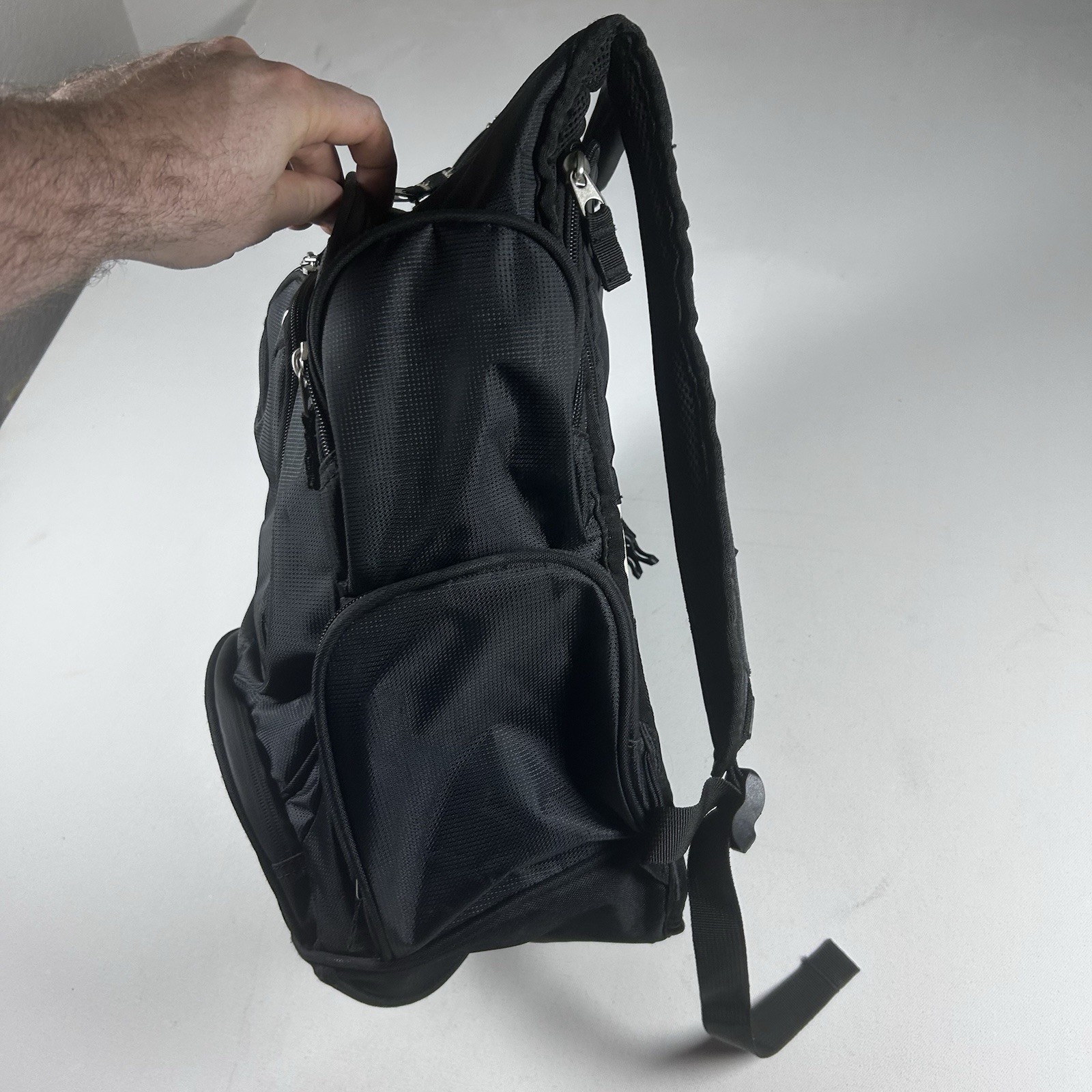 OGIO Metro Street Backpack 8 External Pockets Audio Tech Laptop Pocket 🔥🔥🔥