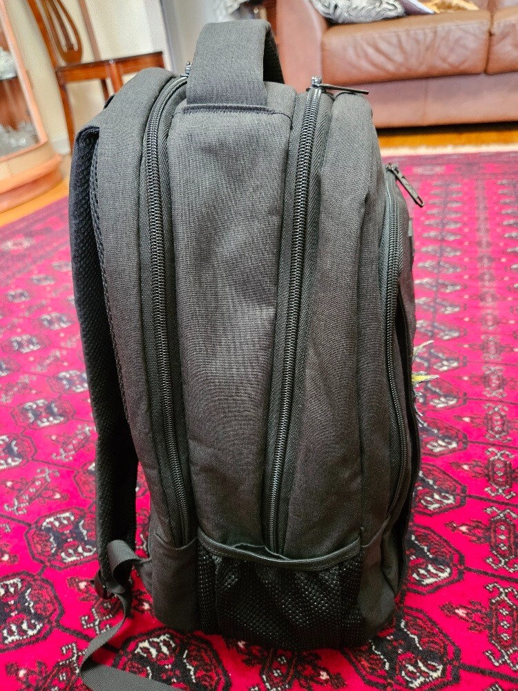 MATEIN Backpack,15.6in Bag with USB Charging Port,Water-Resistant Used only once