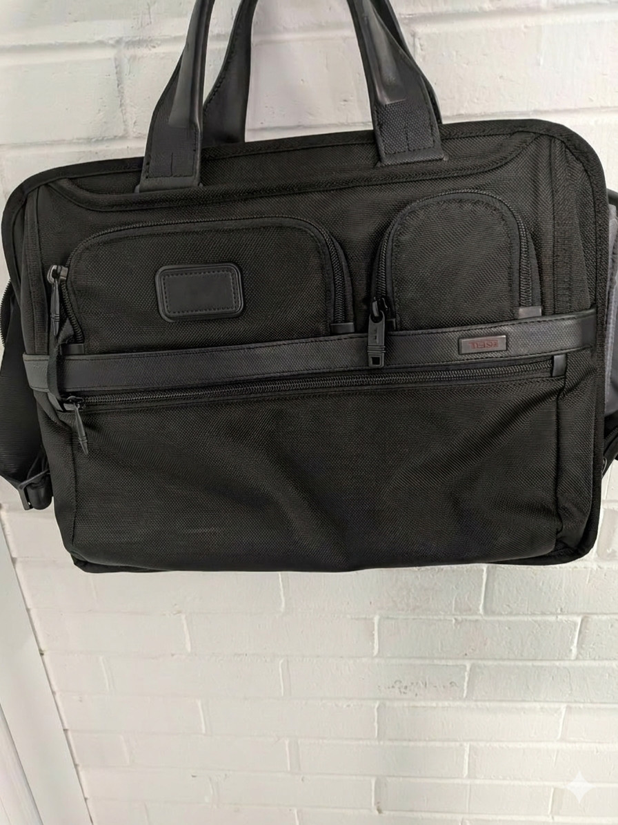 TUMI Alpha 2 T-Pass 26145 16in Expandable Laptop Briefcase – Black