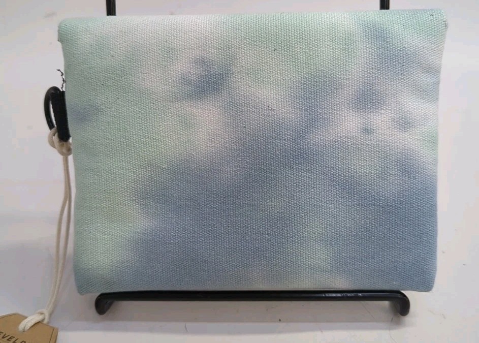 Revelry Mini Broker Smell Proof Water Resistance Stash Bag 6″ X 4.5″ Light Blue