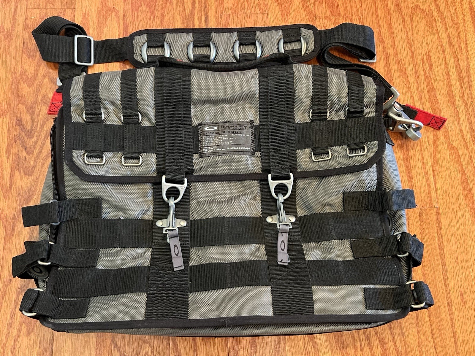 OAKLEY TACTICAL FIELD GEAR AP Computer BAG Briefcase Messenger Sheet Metal