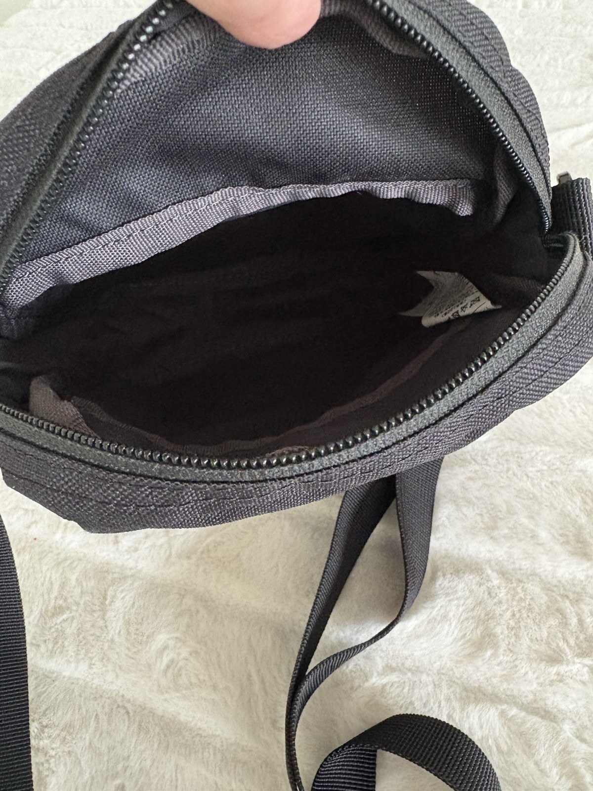 Nike Heritage Small Items Crossbody Bag Black Orange Label CK0988-010 Shoulder