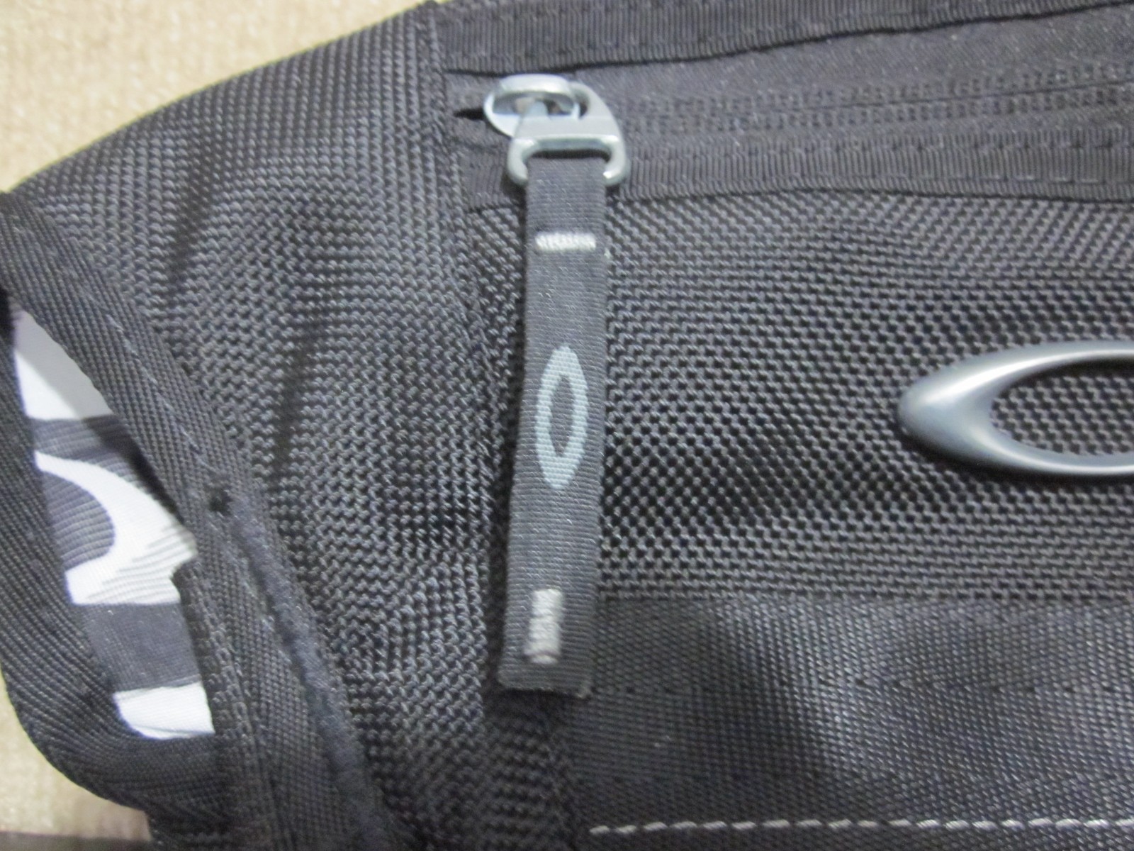 Oakley Fanny Pack Backpack Accessory Black Missing Belt Strap Clip on
