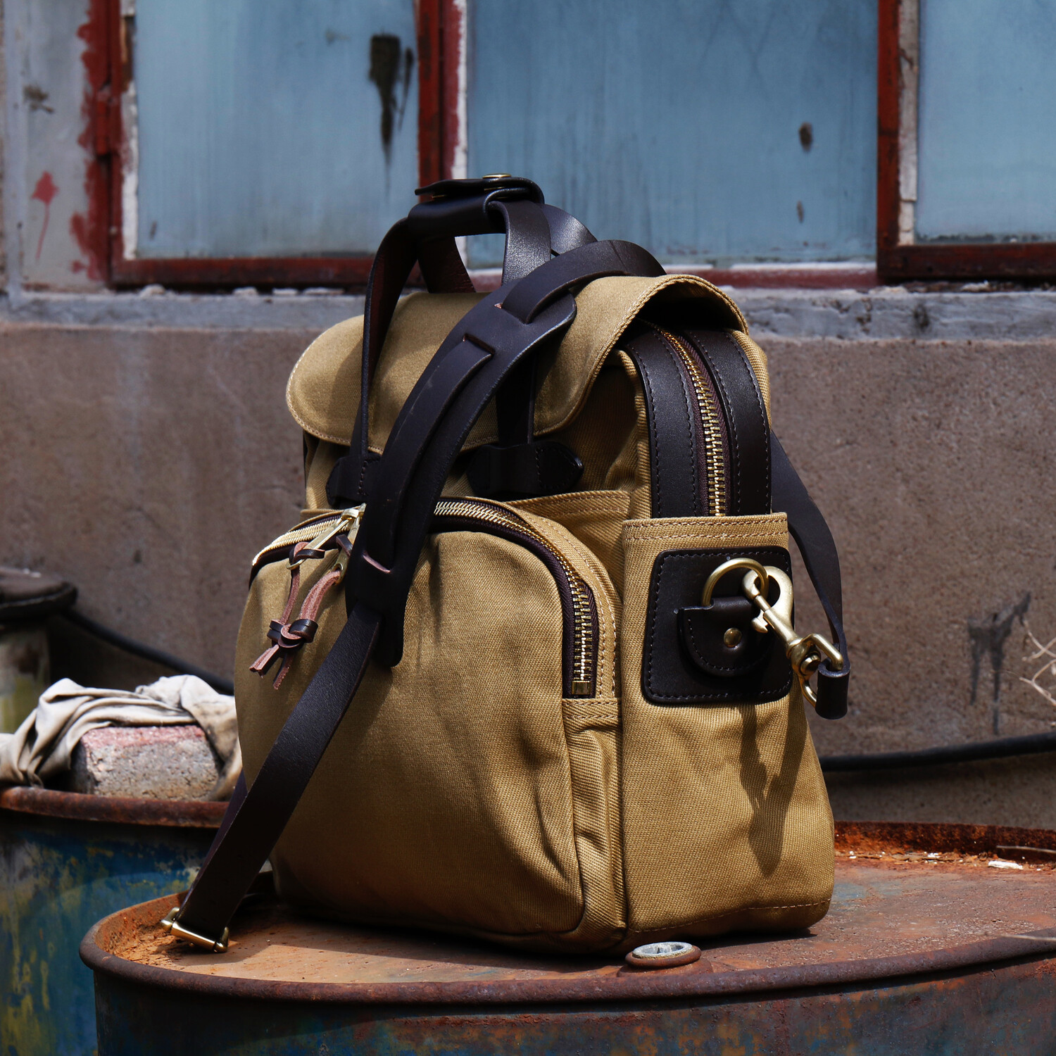 22OZ Canvas Bag & Cowhide Shoulder Strap Shoulder Bag Size 39*34*16cm Handbag