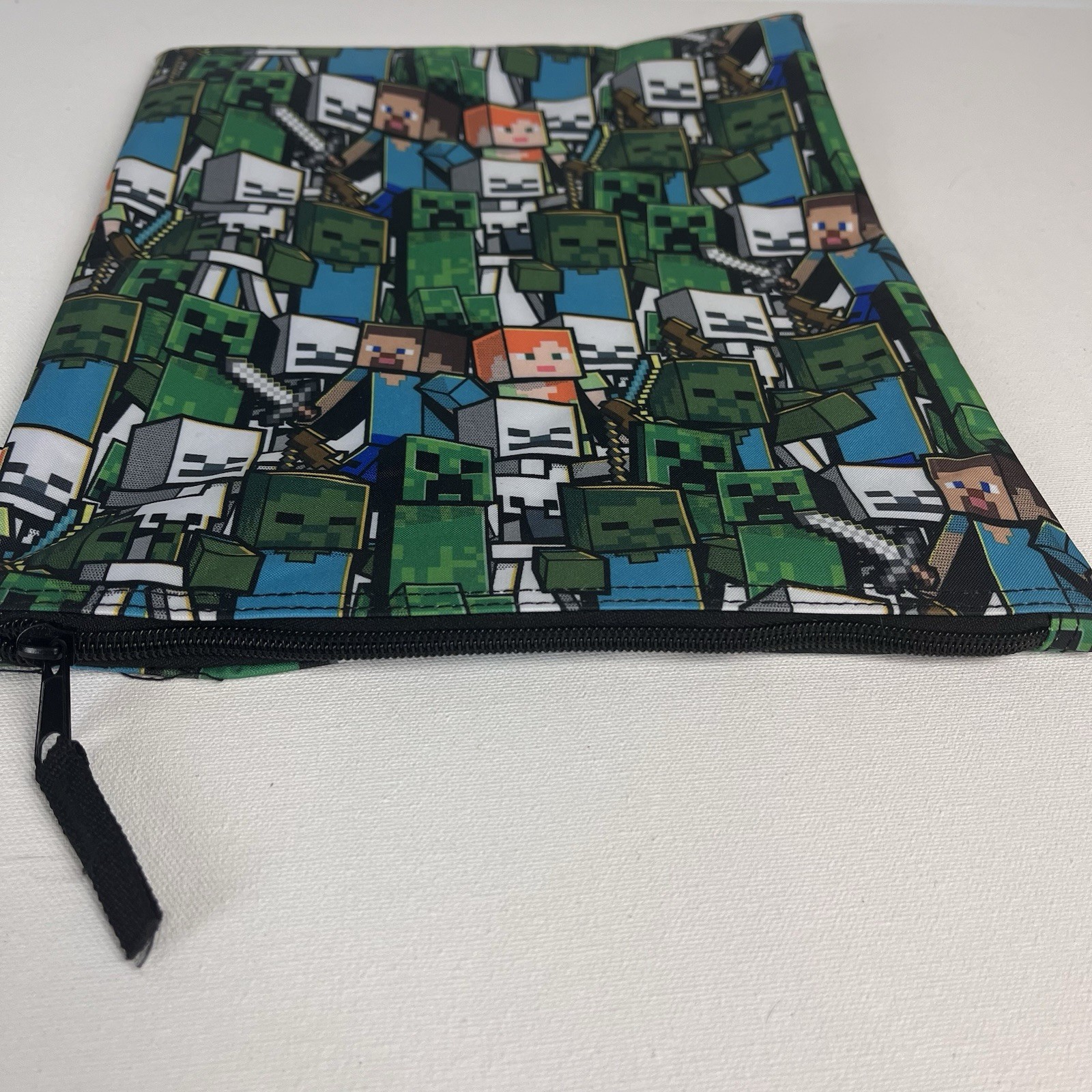 Bio World Minecraft Mojang Multi Character Zippered Microsoft Sleeve Bag 13×10″