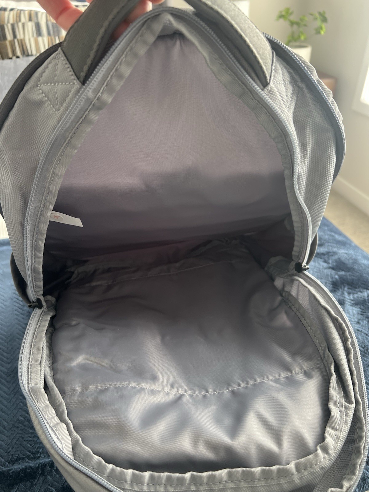 Under Armour UA Hudson Storm Backpack H2O Resist Gray – Sm Imperfection Handle