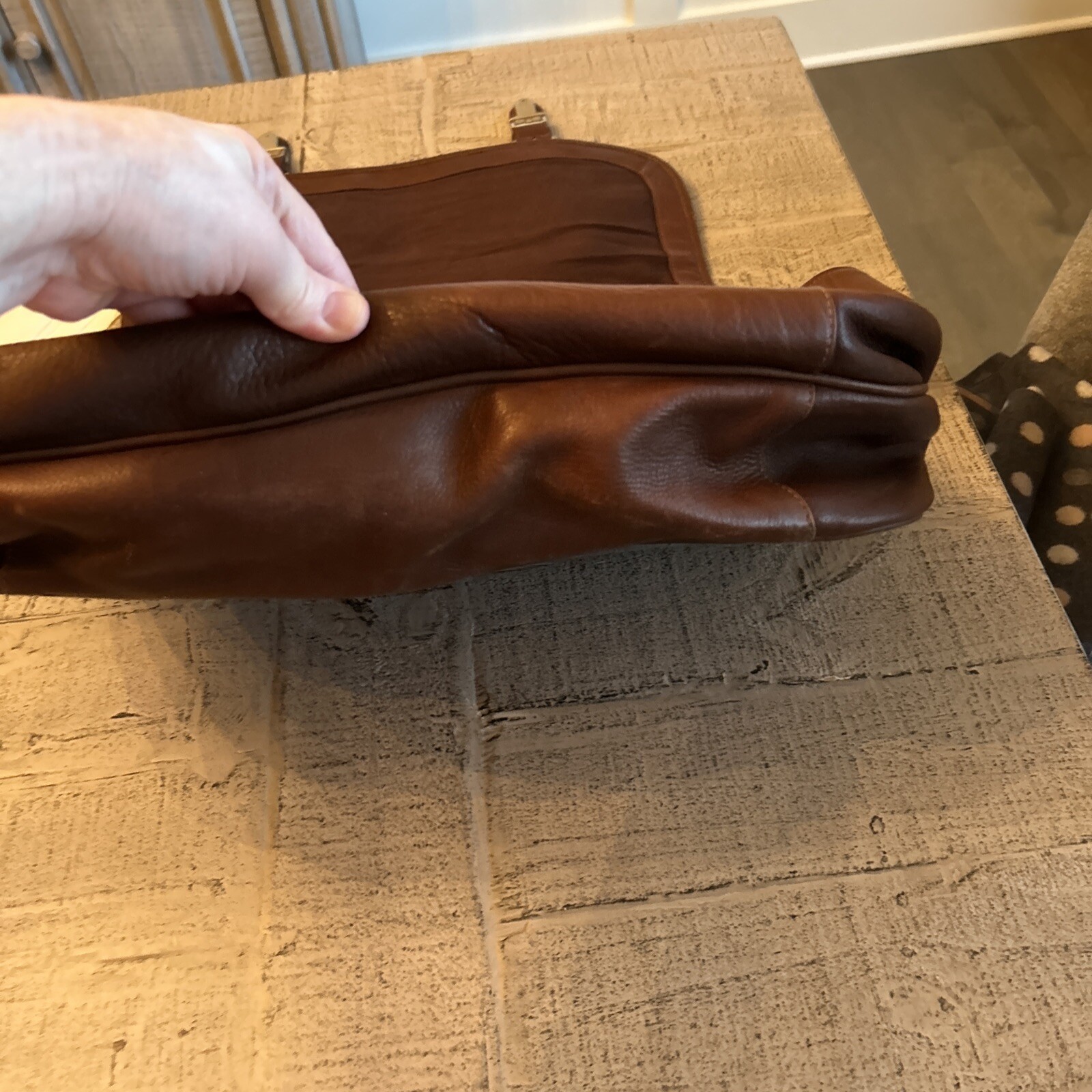 Lodis Cognac Briefcase Messenger Bag – Excellent condition, Luxury Leather