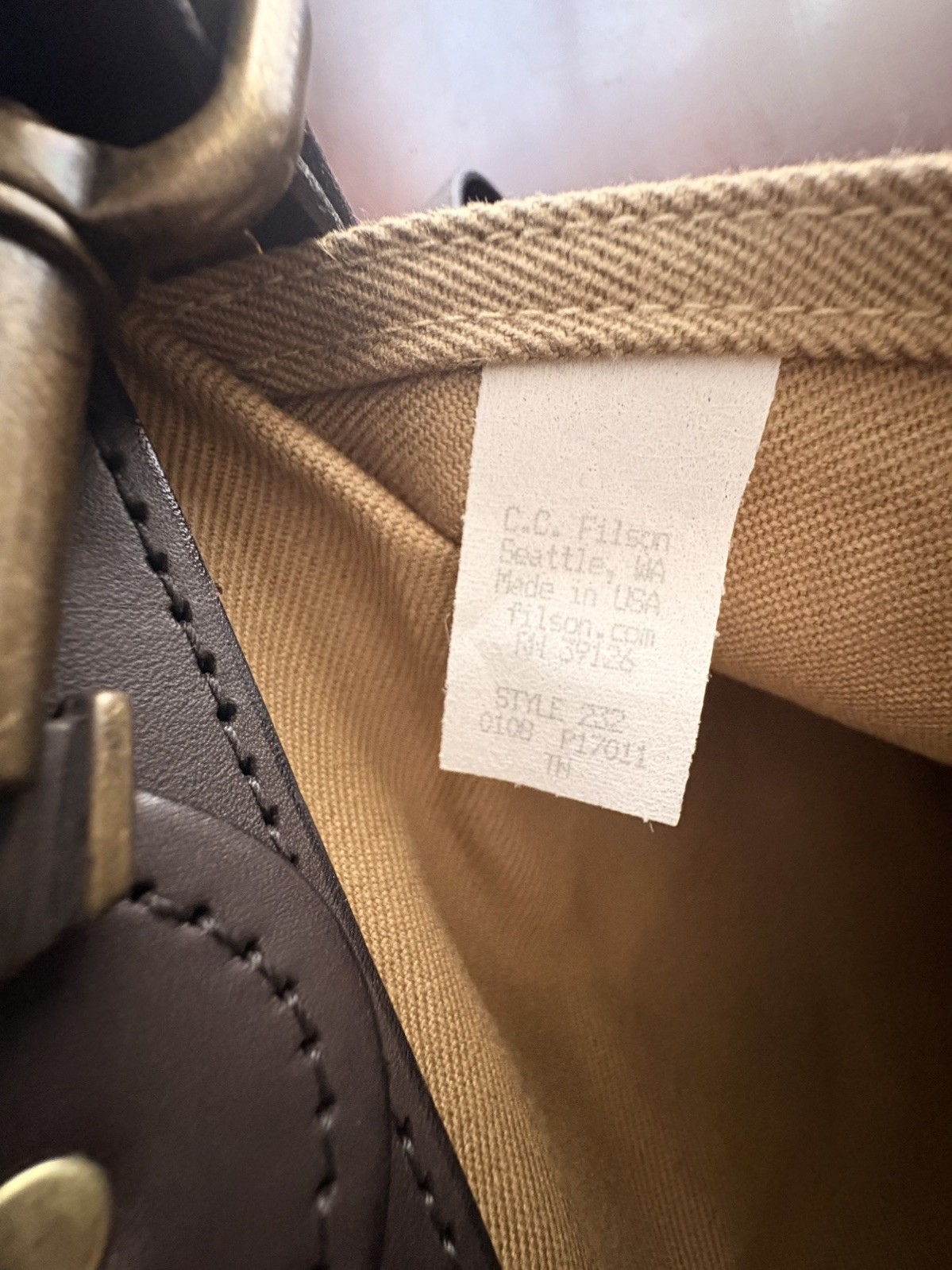 Filson Rugged Twill Medium Field Bag – Tan – Style 232 – Made in USA – DISCONTIN