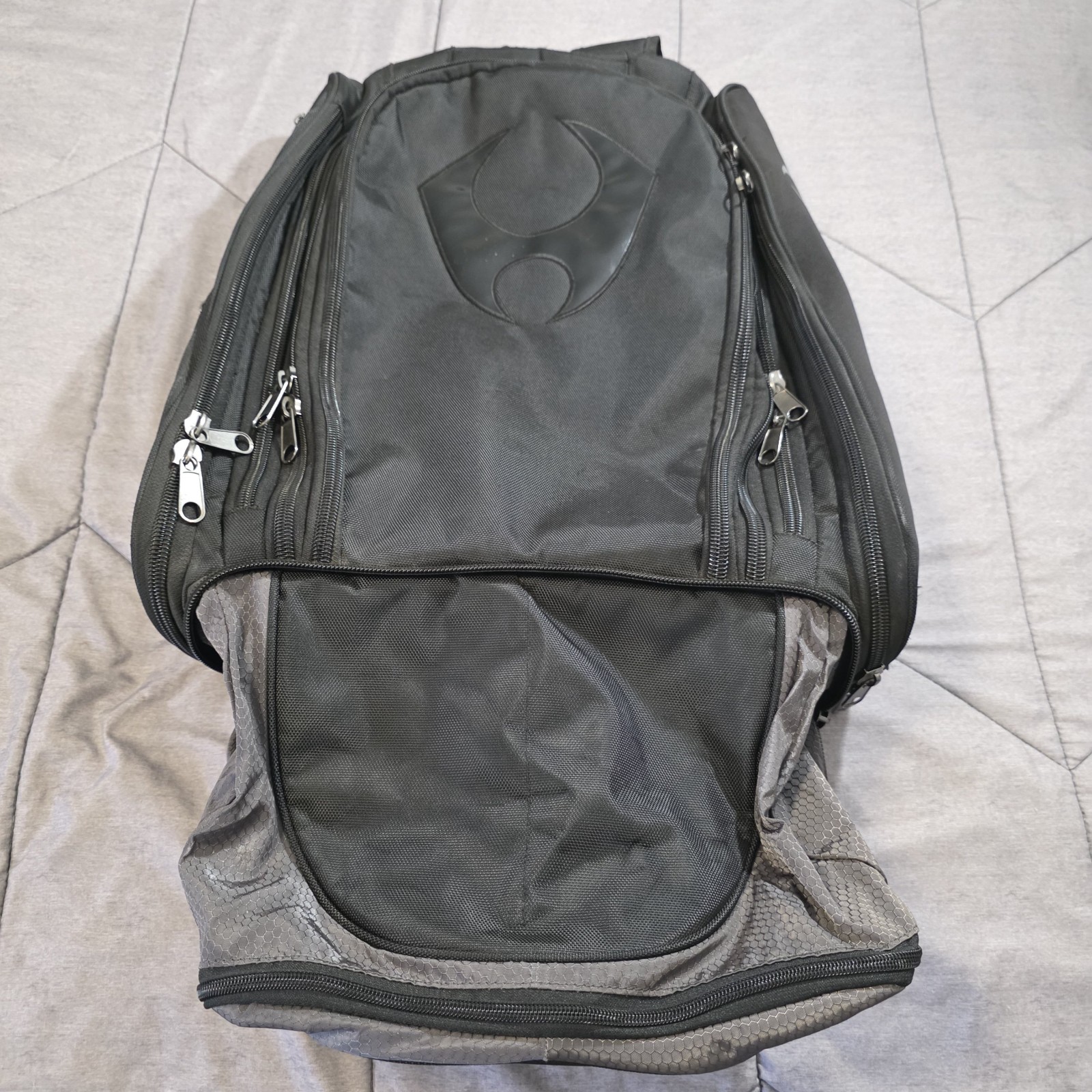 HYLETE icon XL Convertible Black Backpack Expandable Bag Shoe Locker Side Cooler