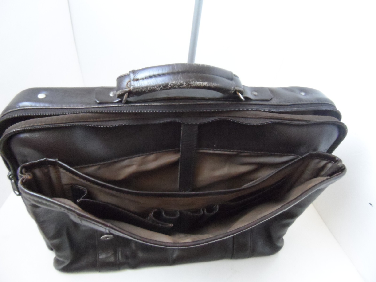 Queros Volare Group Brown Pebbled Leather Briefcase Padded ‘Laptop Bag 15.5x11x7