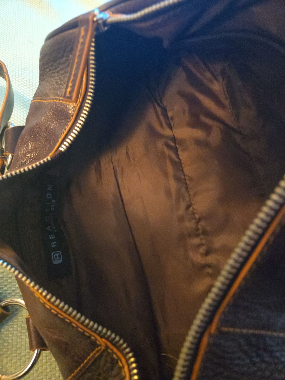 Kenneth Cole Reaction Brown Leather Duffel Satchel Bag *Broken Zipper*