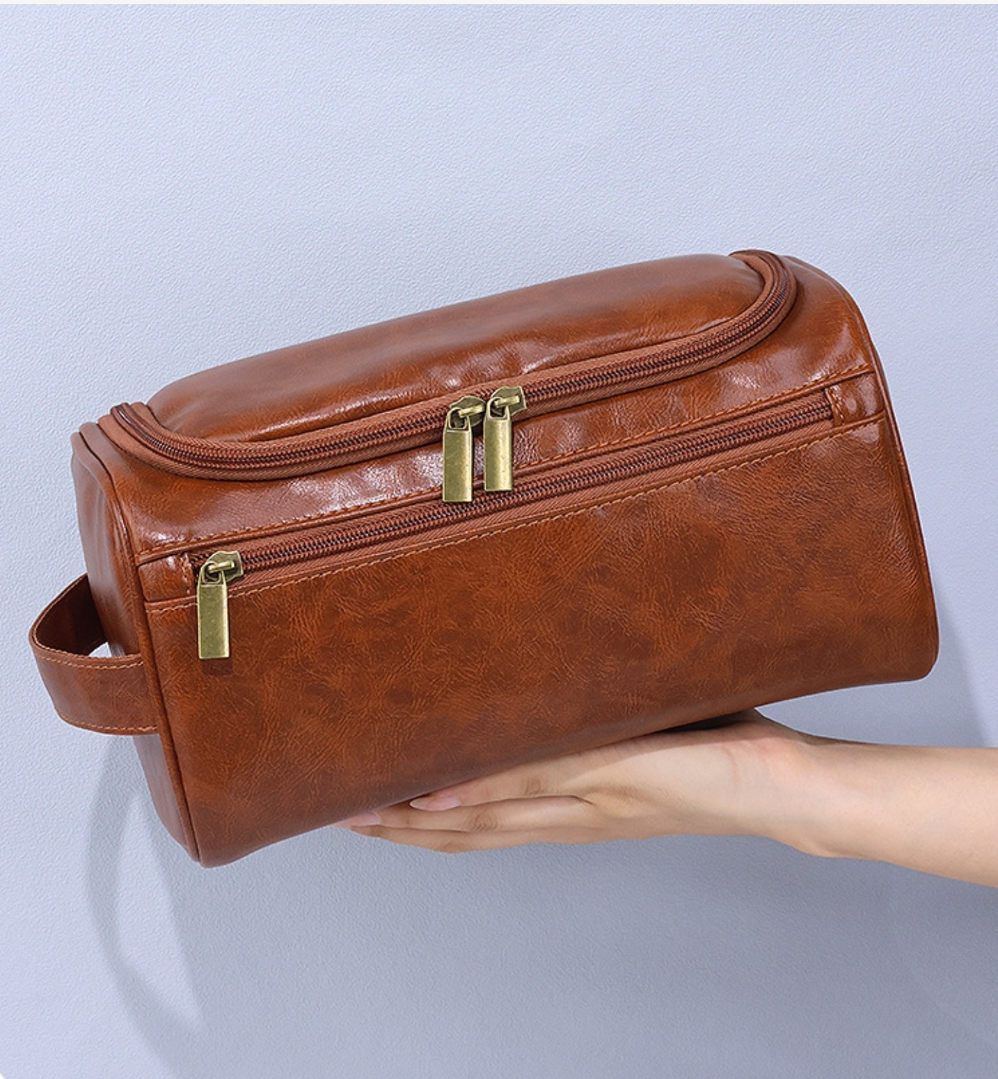 Leather Toiletry Bag for Men Women Dopp Kit Mens Hanging Toiletry Bag Travel