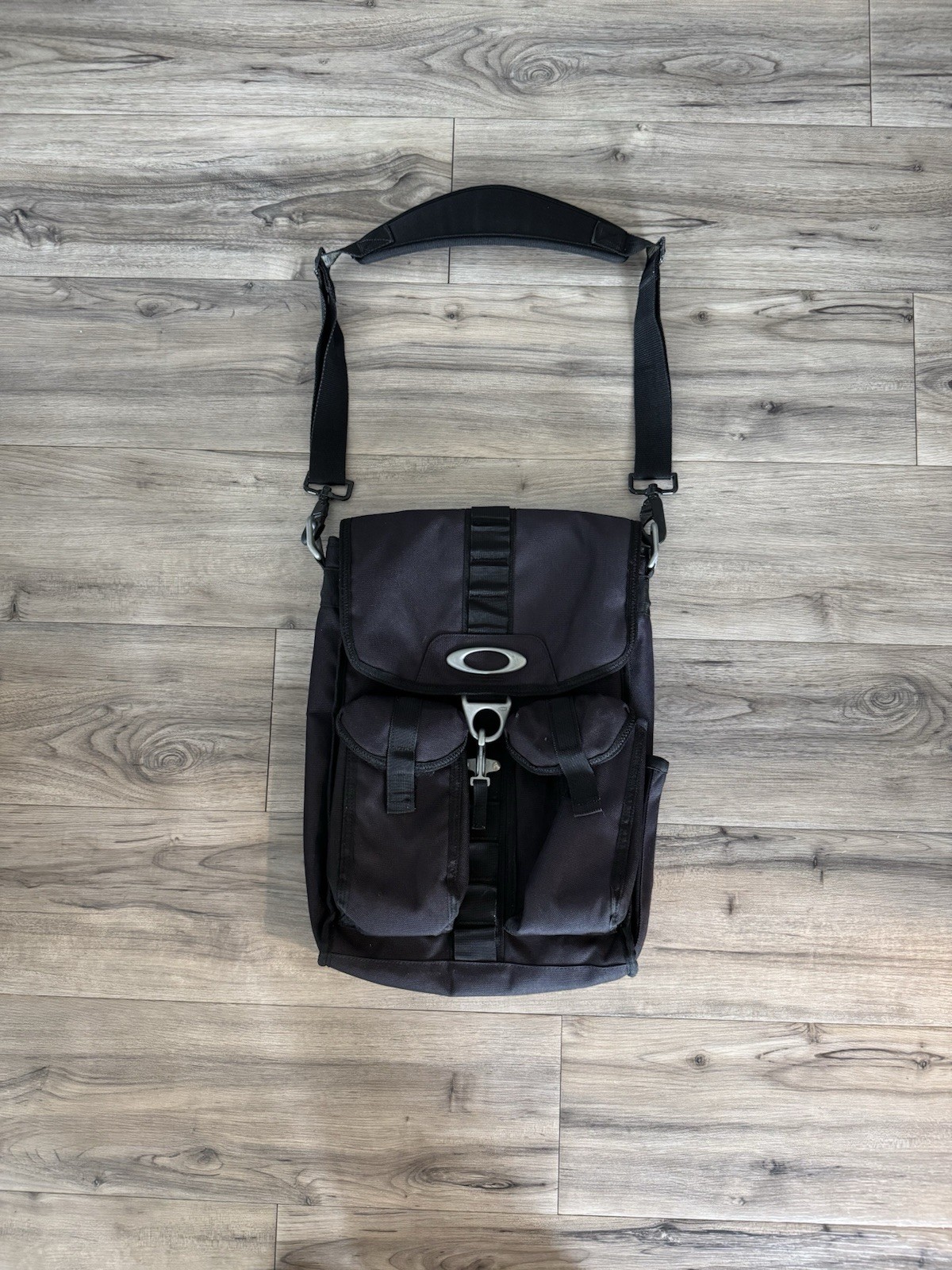 Oakley Red Code Tactical Field Gear Utility Bag