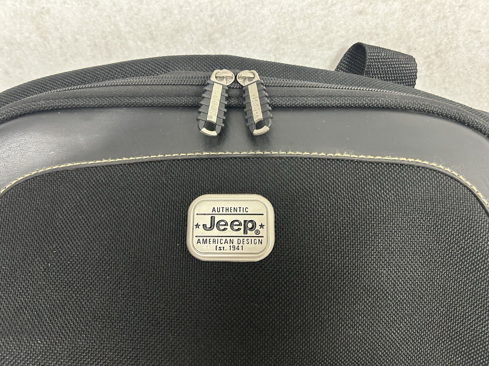 Jeep Authentic Messenger Bag Black Laptop Shoulder Carry Bag Satchel Zip