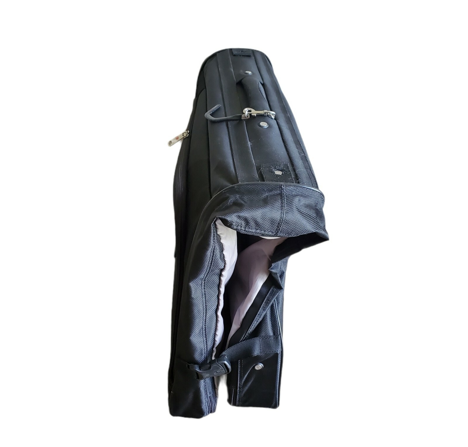 Swiss Alps Black Victorinox 24’x20 Travel Luggage Zippers Side Strap USA Seller
