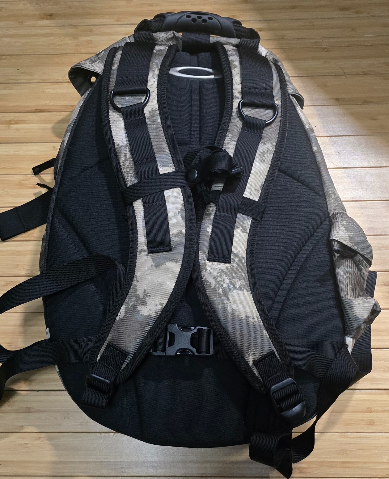 Y2K Oakley Software Icon 3.0 Tactical Backpack Camo Military Travel Hiking