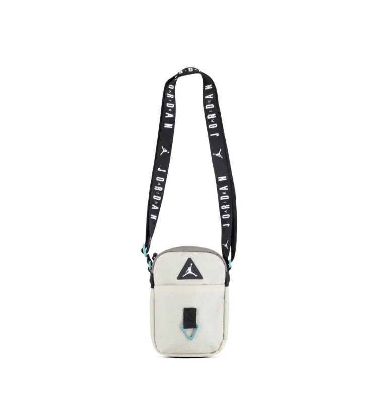 NWT Nike Air Jordan Diamond Festival Bag Crossbody Key Hook #9A0705