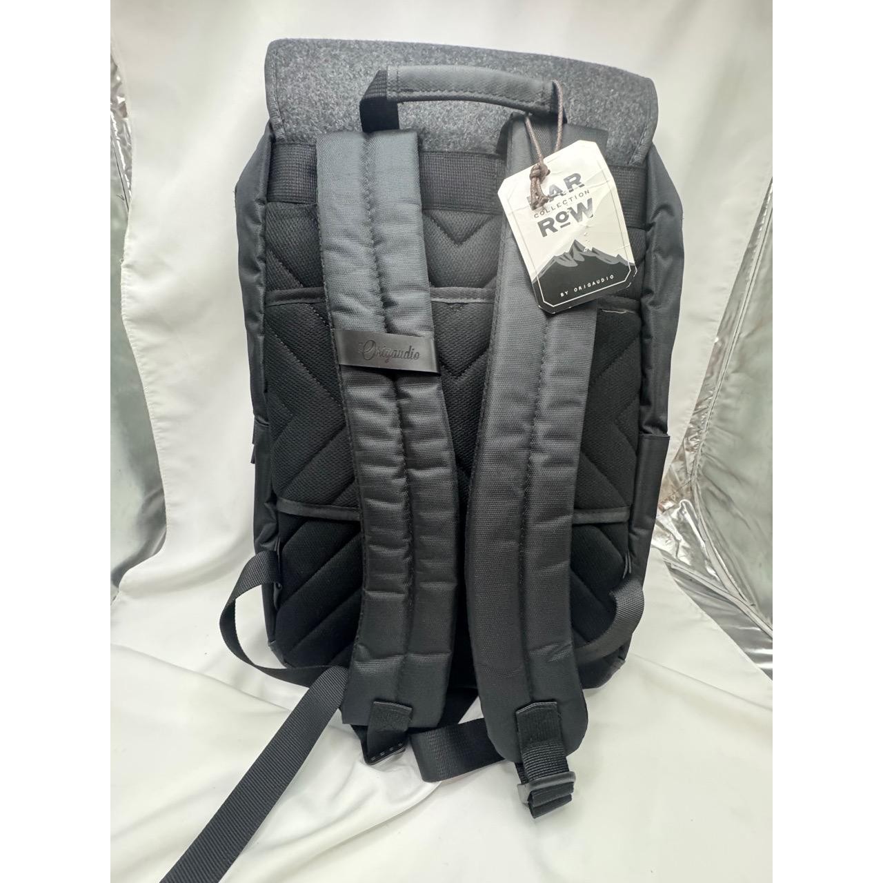 NEW Bennie Backpack Two Tone Grey Black Laptop Tablet Nice Storage Modern Versat