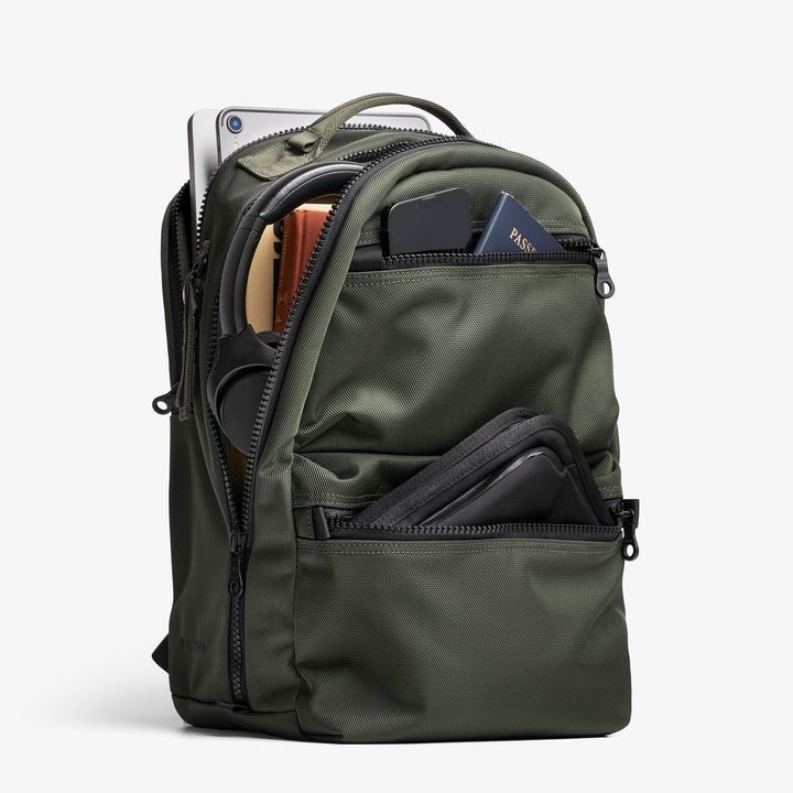 Pioneer Carry DURATION Pack 2.0, Forest Green, 22L w/Laptop Sleeve, Luggage Tag