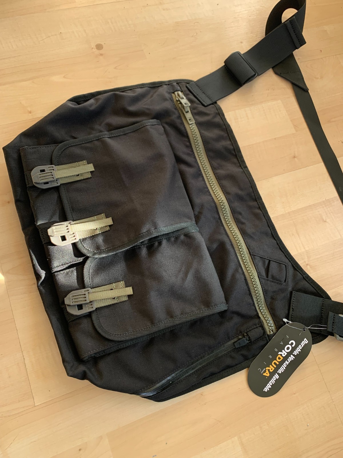 Cordura 500D 3A-1 Nylon Messenger Bag Green Zipper DIY techwear acronym style