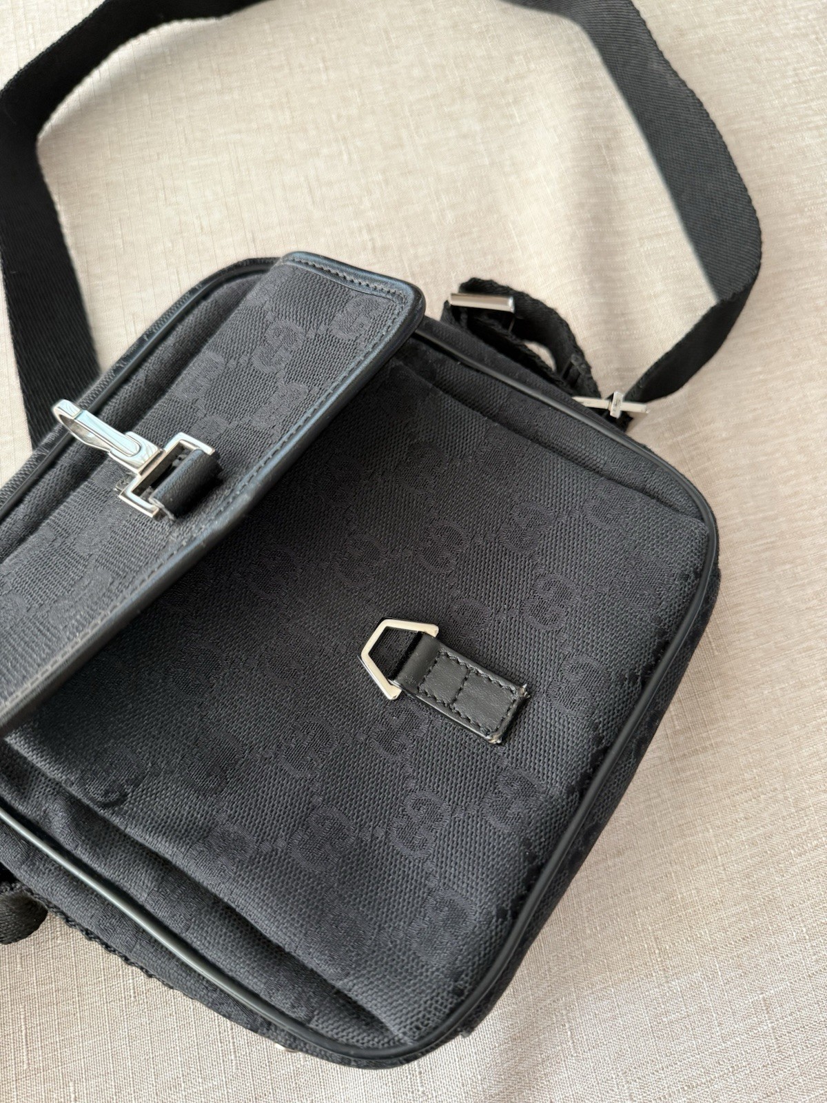 Gucci Black GG Pattern mini Crossbody Bag Zip Top Adjustable Strap