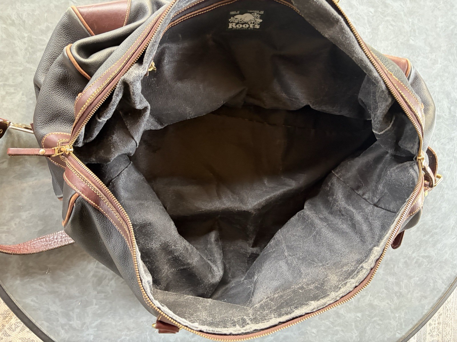 Vintage Roots Canada VH1 “Music First” promotional leather duffle bag. Rare!