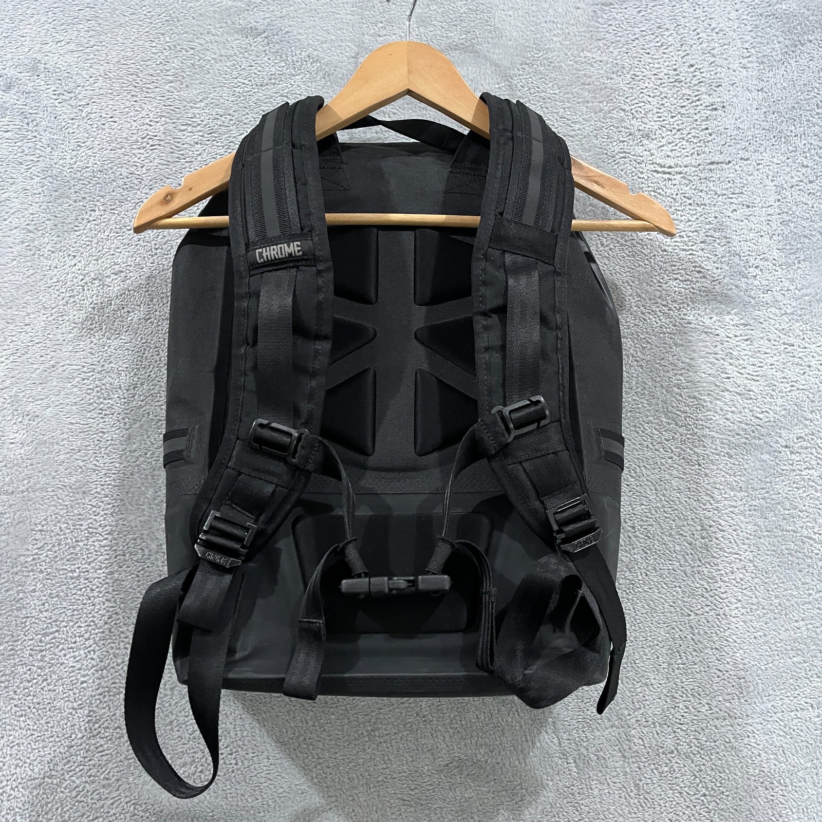 Chrome Industries Urban Ex Daypack Black Waterproof