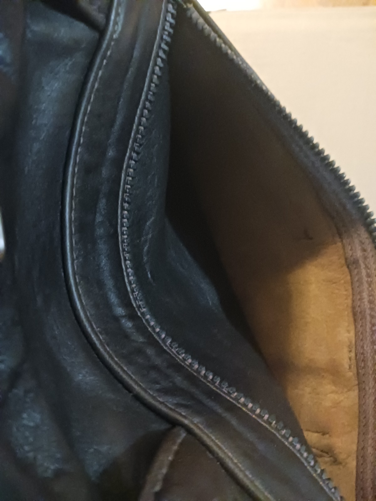 AVIREX Brown Leather Messenger Bag Briefcase 🔴READ🔴