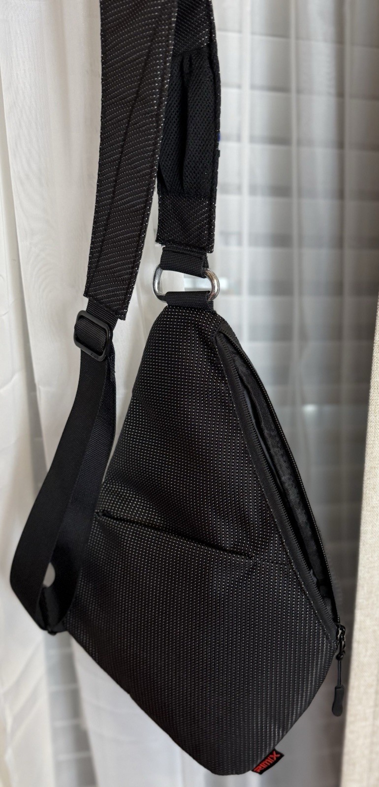 Durable Anti-Thief Sling Tactical Bag w/ Adjustable Straps Secret Pockets