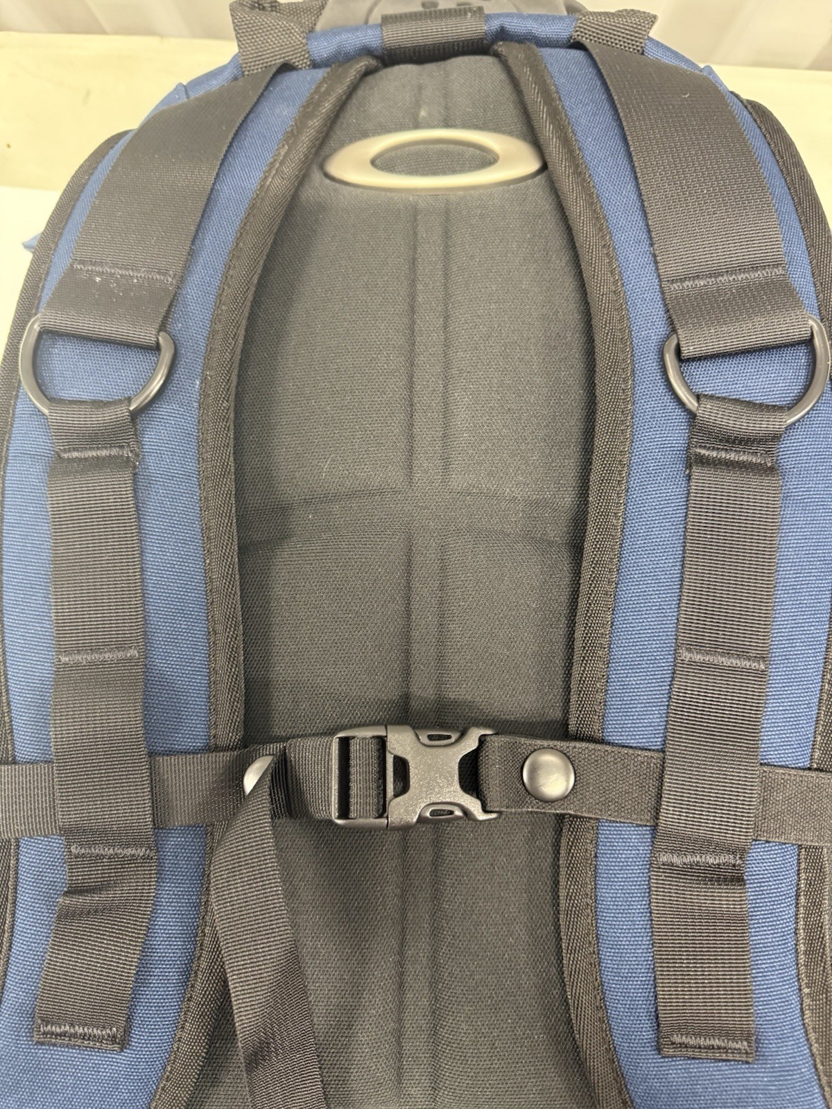 NWT OAKLEY ICON RC BACKPACK FOS901479 NAVY ONE-SIZE NYLON 32L Water Repellent OS