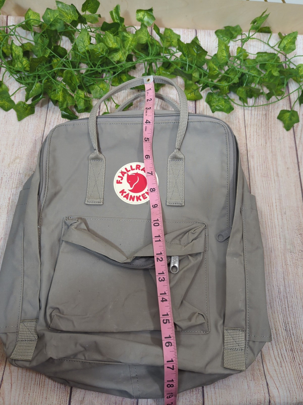 Fjallraven 27172 Kanken Backpack Laptop 15″ FOG Light Gray Zip Around Top Handl