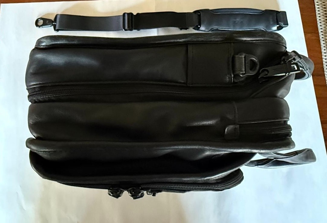 96531DH Tumi Alpha 2 T-Pass Organizer Briefcase in Black Napa Leather Laptop Bag