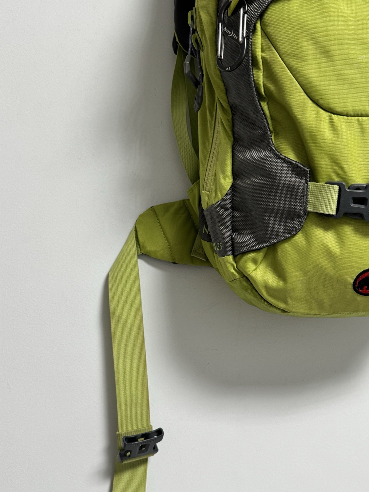 Mammut Nirvana Element 25 Backpack Hiking Outdoor Ski 25L