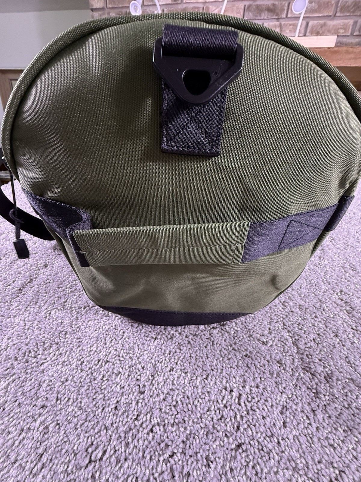NWT Cookies Smell Proof XL Duffle Bag Green Yellow $150 MSRP