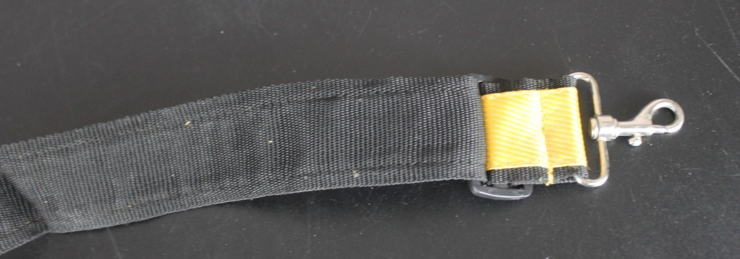 Adjustable Black Yellow Replacement Shoulder Strap Pad Universal Clip On for bag
